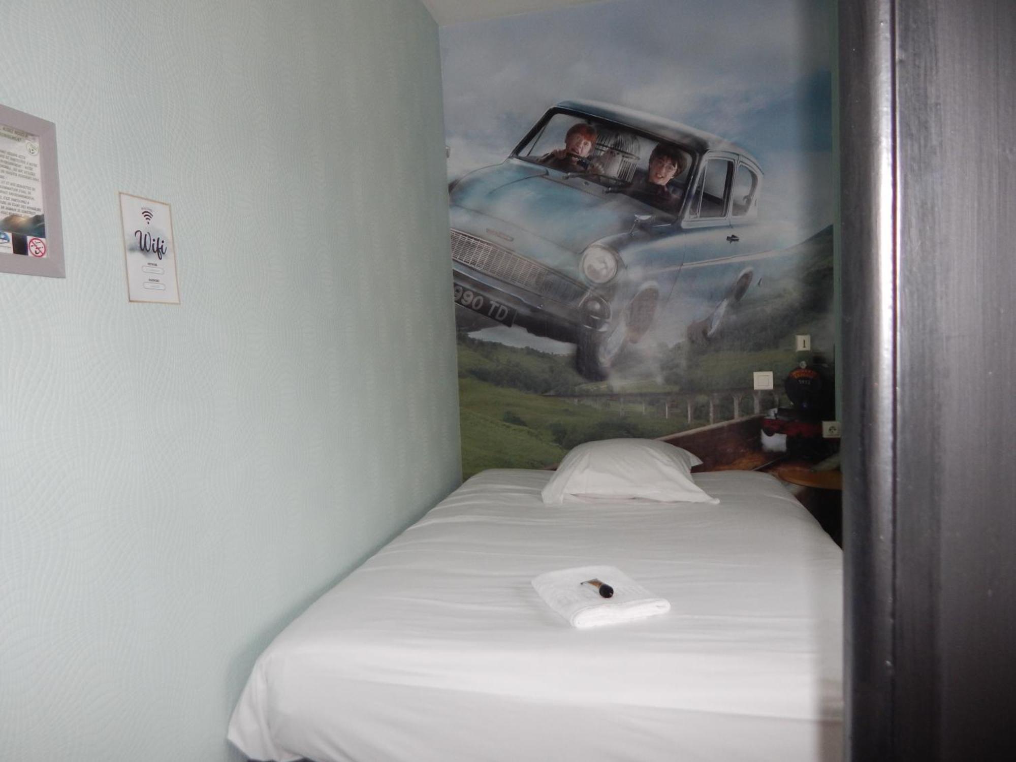 Hotel Angelys Ploërmel Zewnętrze zdjęcie