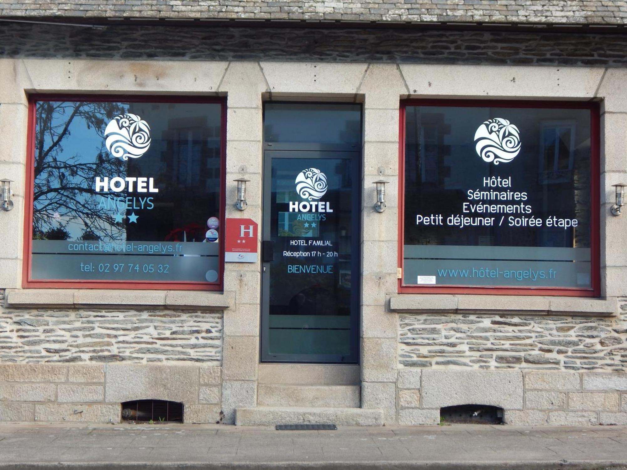 Hotel Angelys Ploërmel Zewnętrze zdjęcie